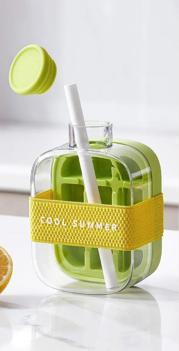 A stackable ice cube tray with a secure lid, designed for easy filling and spill-free storage, ensuring fresh and odor-free ice cubes.