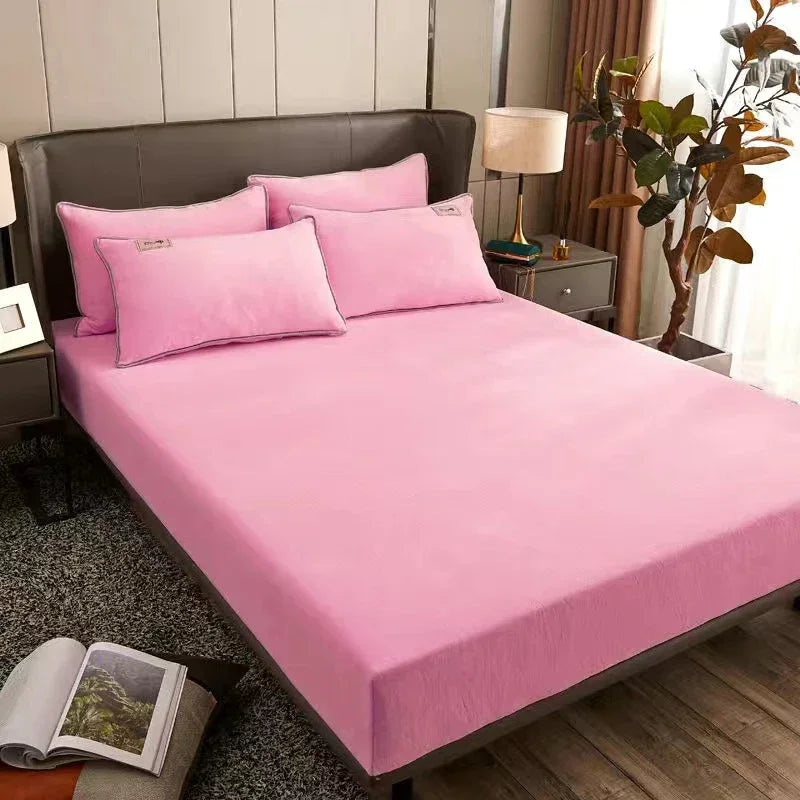 A fitted sheet with elastic edges designed to snugly cover a mattress, ensuring a smooth and secure fit that prevents shifting during use. Made from soft, breathable fabric, this sheet enhances sleeping comfort while protecting the mattress from dust and stains