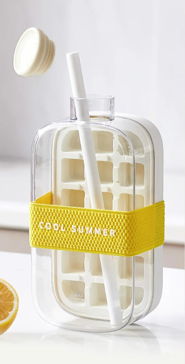 A stackable ice cube tray with a secure lid, designed for easy filling and spill-free storage, ensuring fresh and odor-free ice cubes.