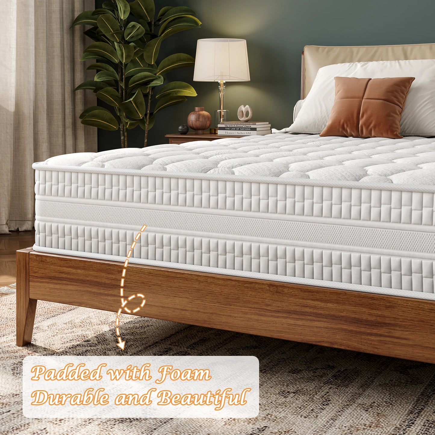 Comfortable mattress featuring pocket springs and memory foam for optimal support and pressure relief. Designed to adapt to body contours, reducing motion transfer for a restful sleep.