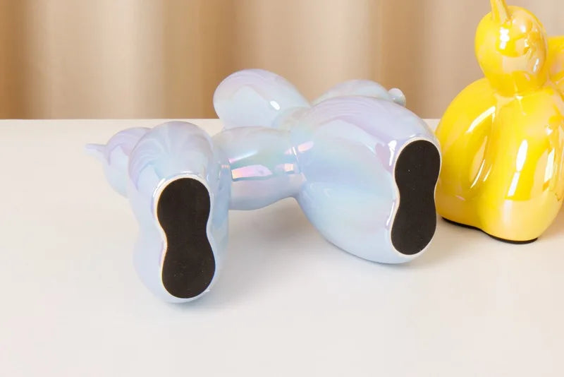 Figura de perro con globo creativo