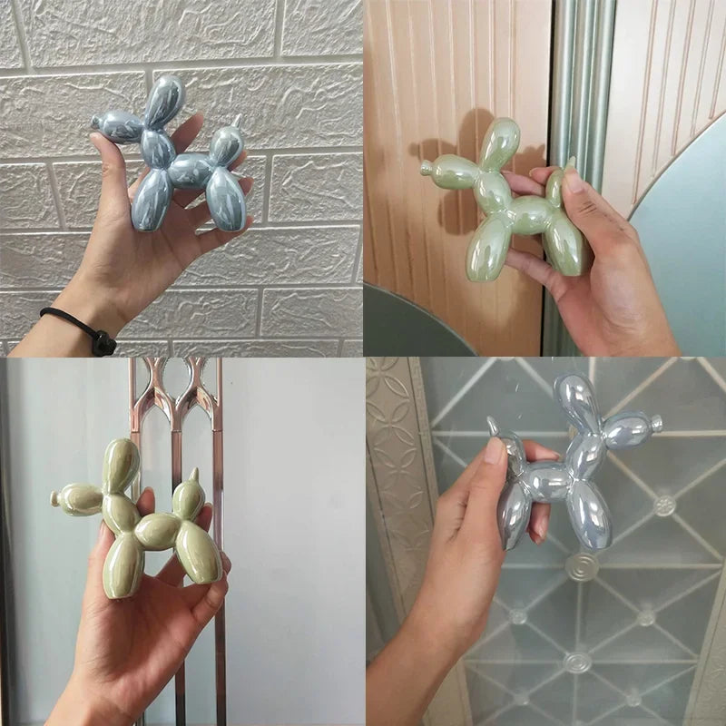 Figura de perro con globo creativo