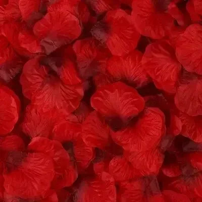 Pétalos de rosa artificiales falsos