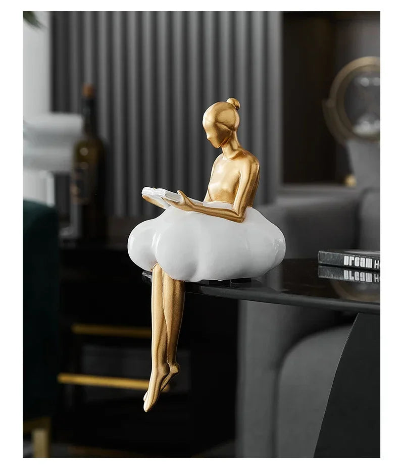 Escultura de la niña de las nubes