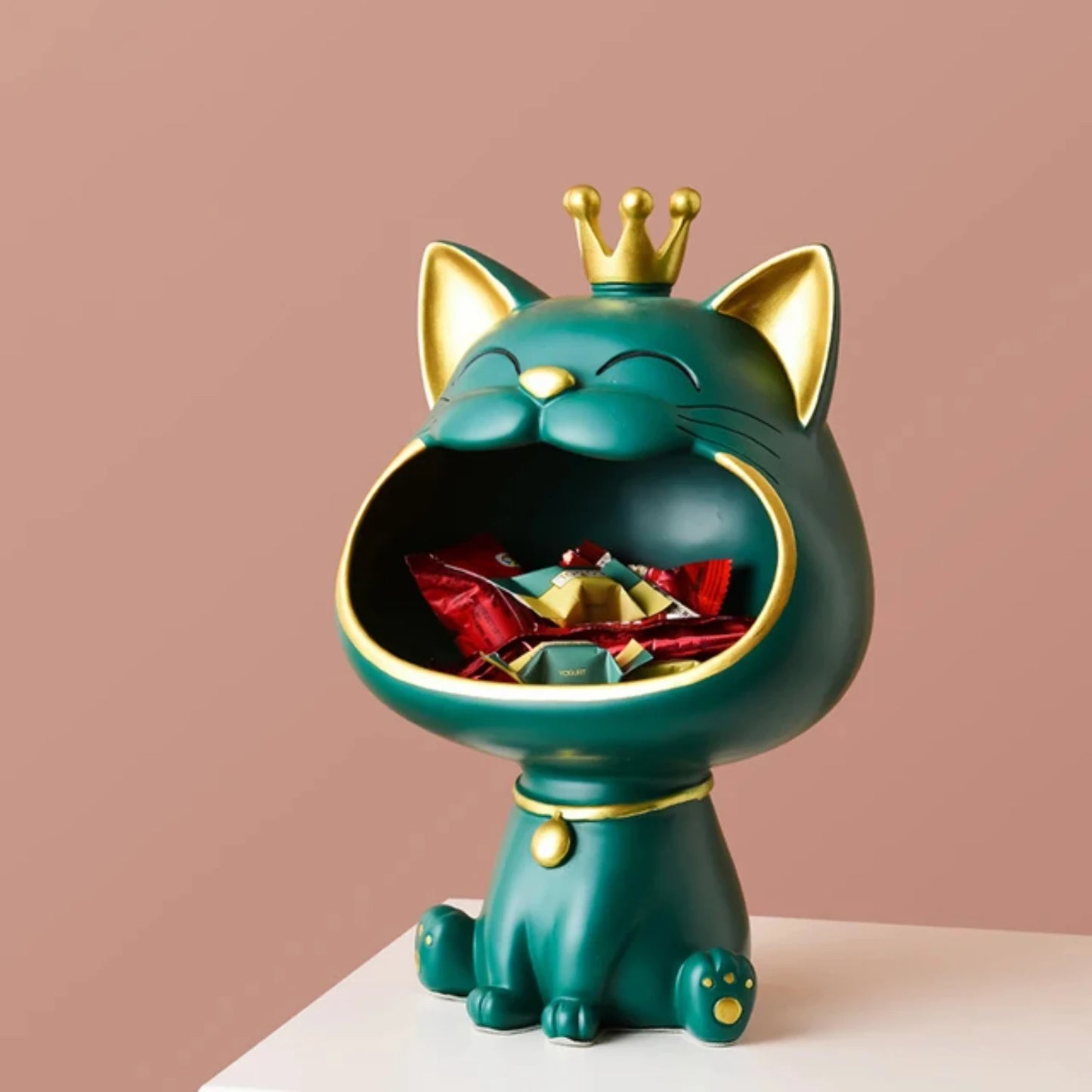 Lucky Cat Statue